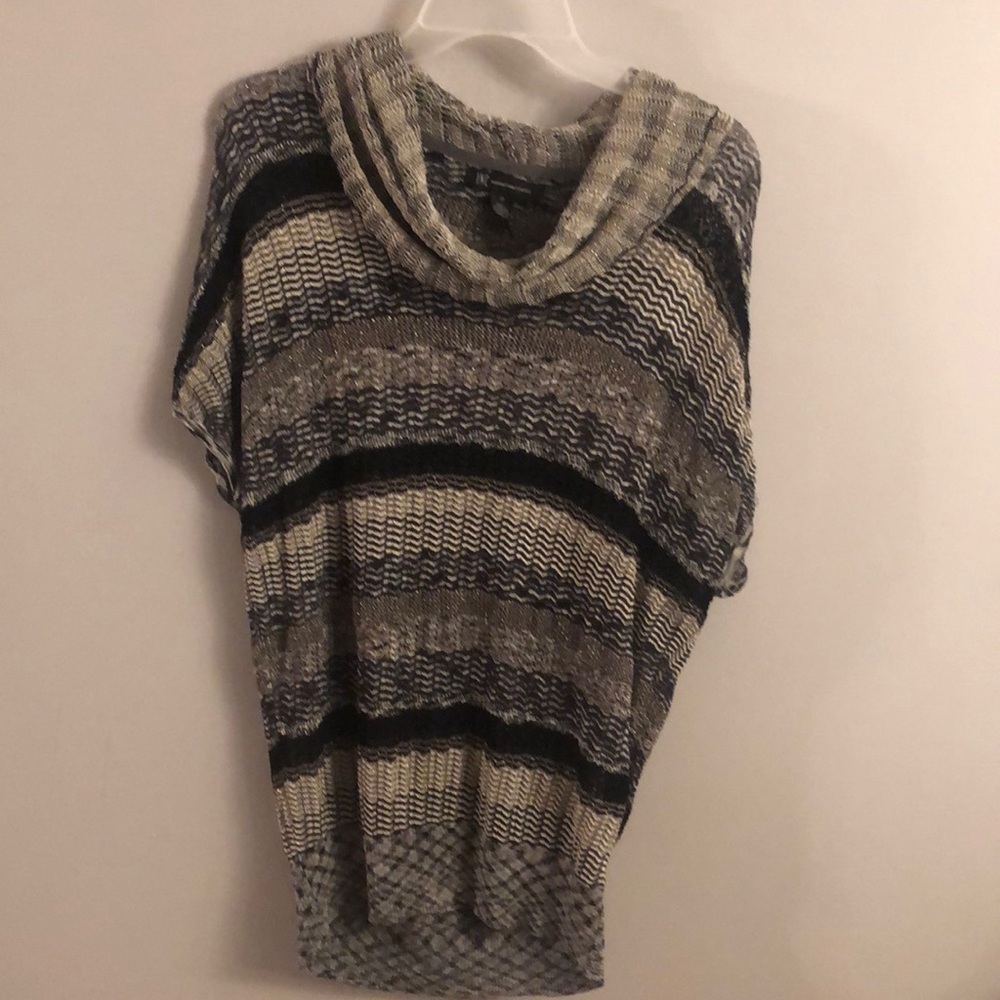 Lightweight sweater